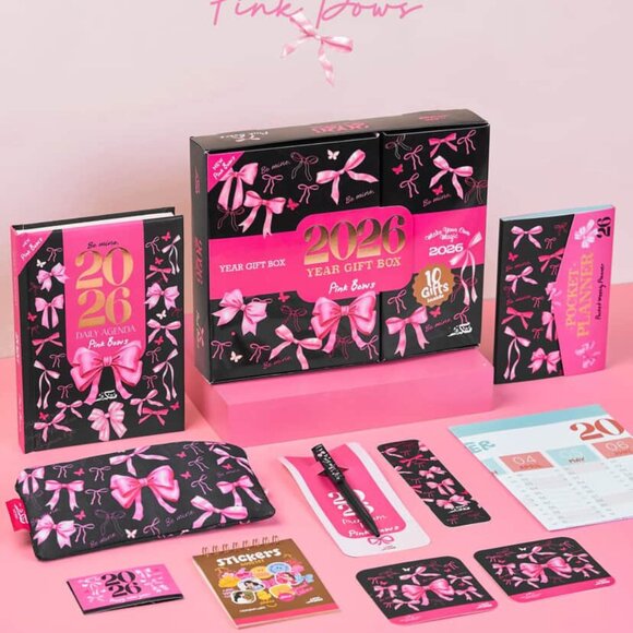 Pink Bows 2026 Year Gift Box - Picture 11 of 11